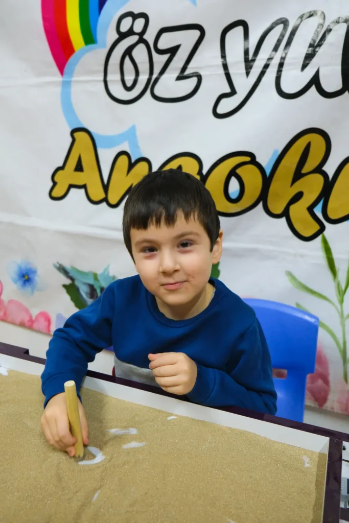 Ege Öz Yuvam Kreş ve Anaokulu Kum Resmi Etkinliği